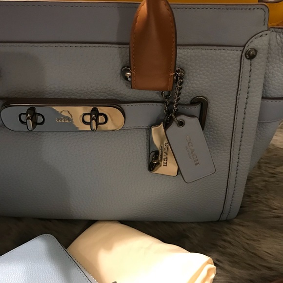 Sold Beautiful coach swagger with matching wallet - Picture 4 of 8